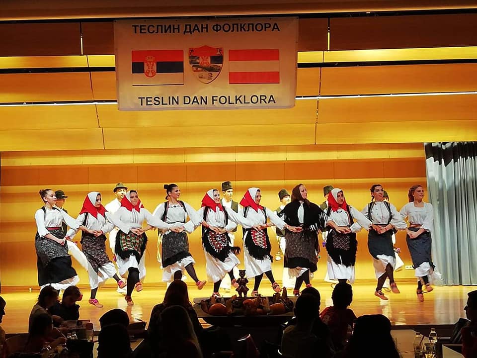 72587955_2369462323271073_2828167992263573504_n